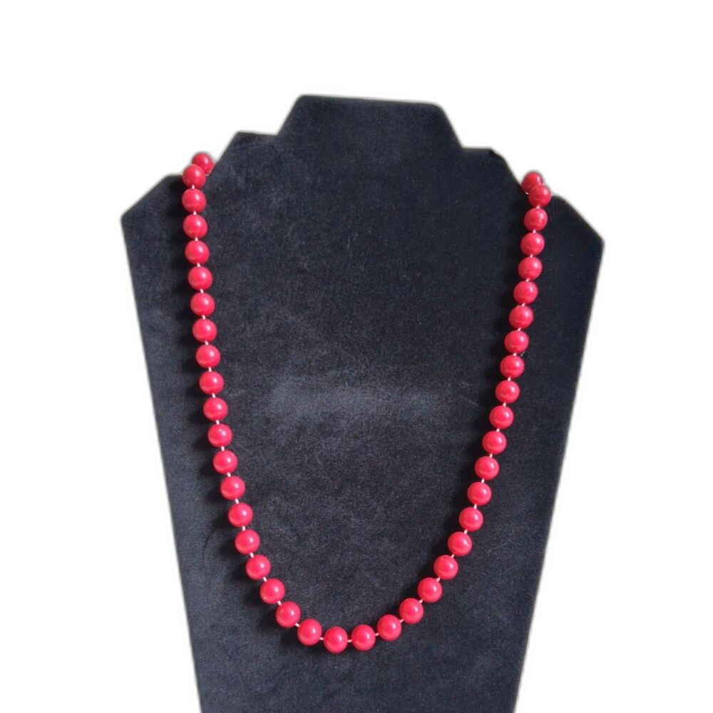 Vintage Red Round Beaded Single Strand Lightweight Acrylic Plastic Necklace